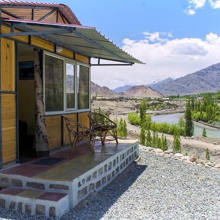 Hotel Neryok'S Indus View Chimre Exteriér fotografie