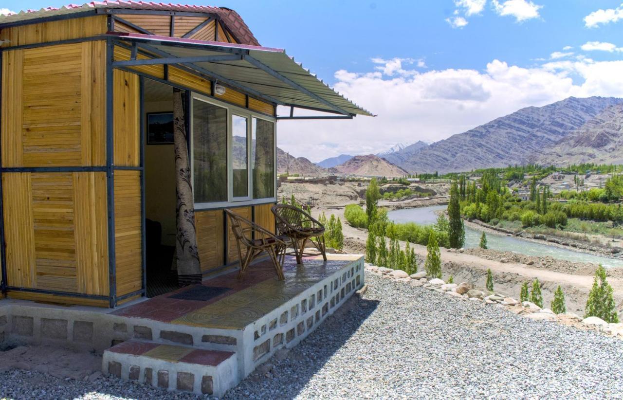 Hotel Neryok'S Indus View Chimre Exteriér fotografie