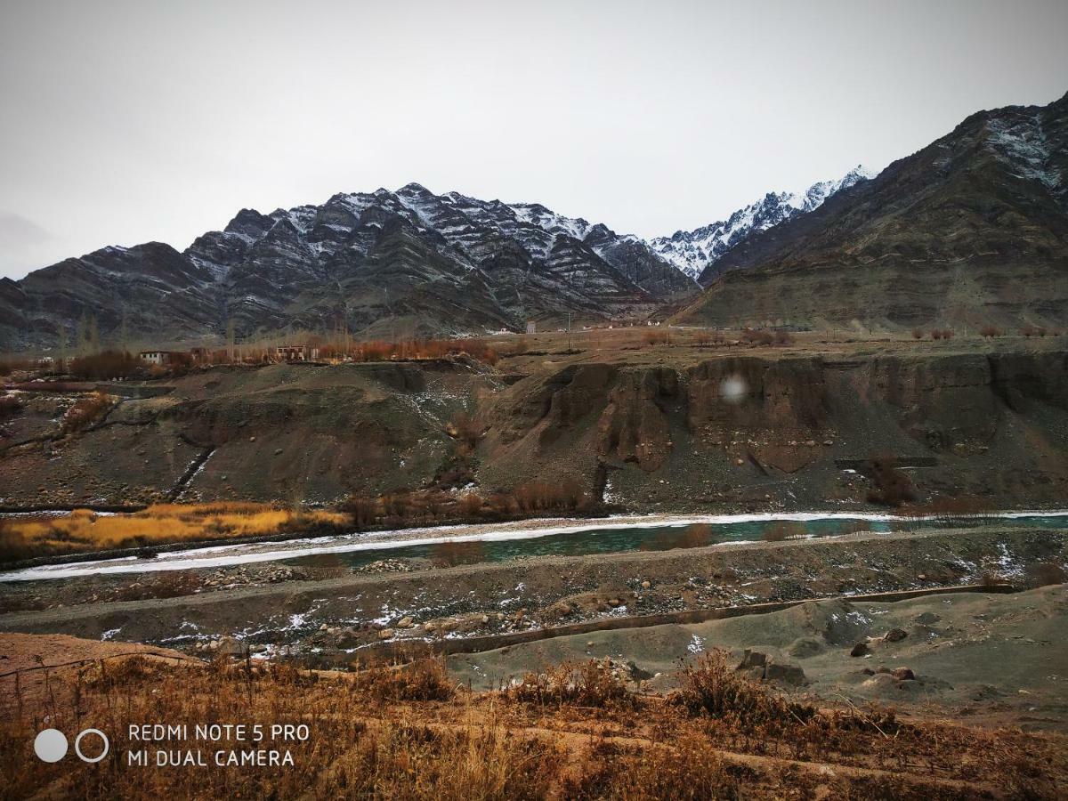 Hotel Neryok'S Indus View Chimre Exteriér fotografie